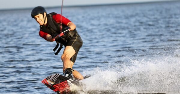 30-Minute Wakeboarding Experience  Dubai